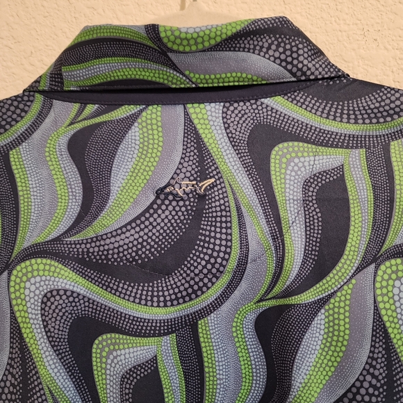 Greg Norman women's L skort and XL golf shirt MATCHING SET. Item 081224XX - Picture 4 of 12